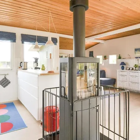 Дом отдыха Stunning In With Kitchen